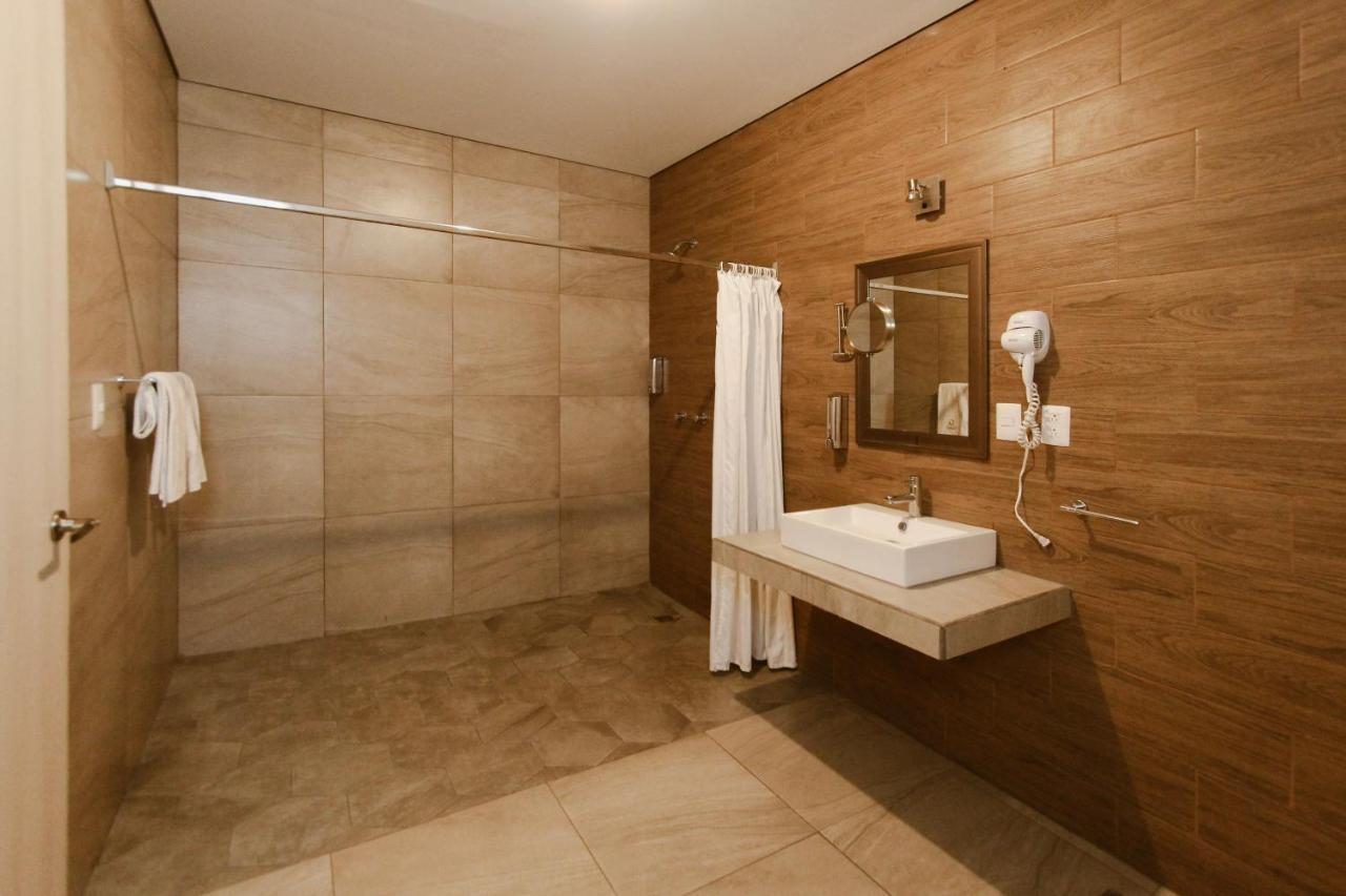 Hotel Guiva Aeropuerto Oaxaca Экстерьер фото