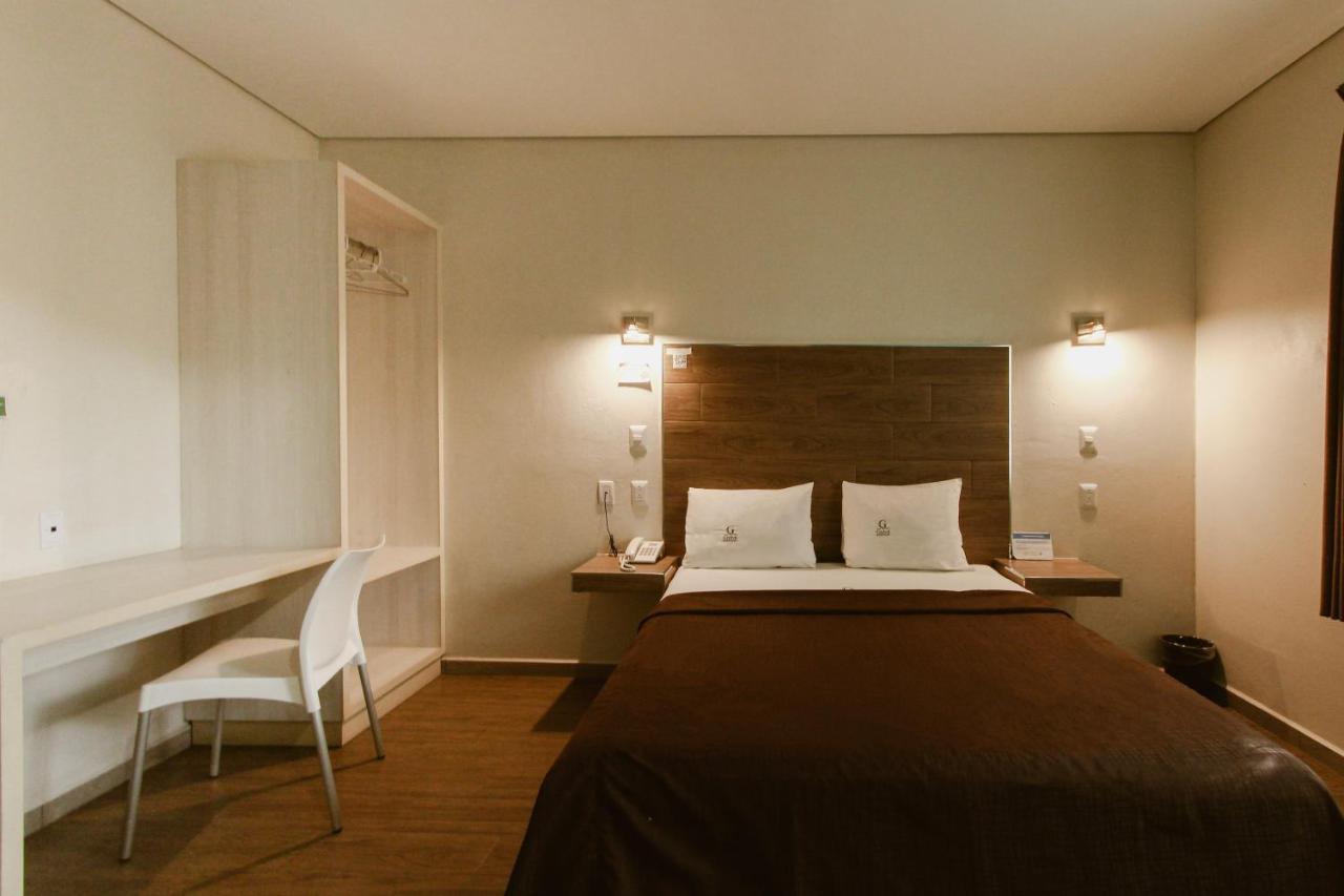 Hotel Guiva Aeropuerto Oaxaca Экстерьер фото